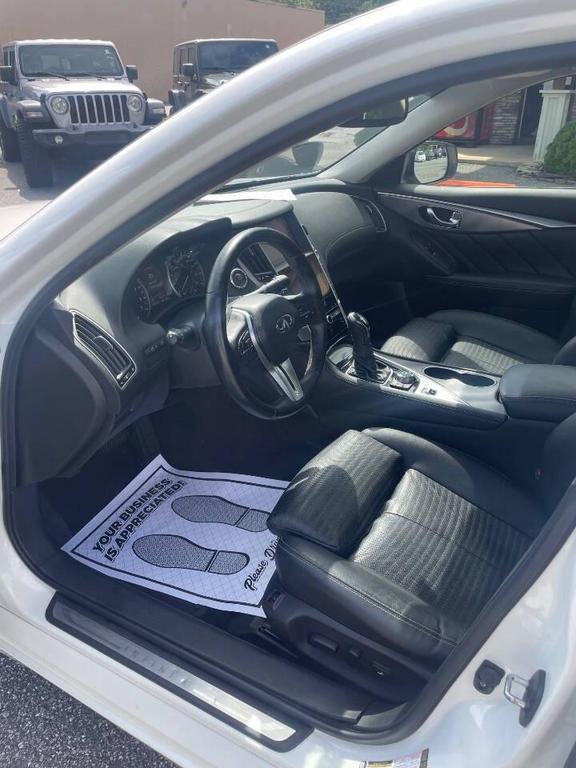 2018 Pure White INFINITI Q50