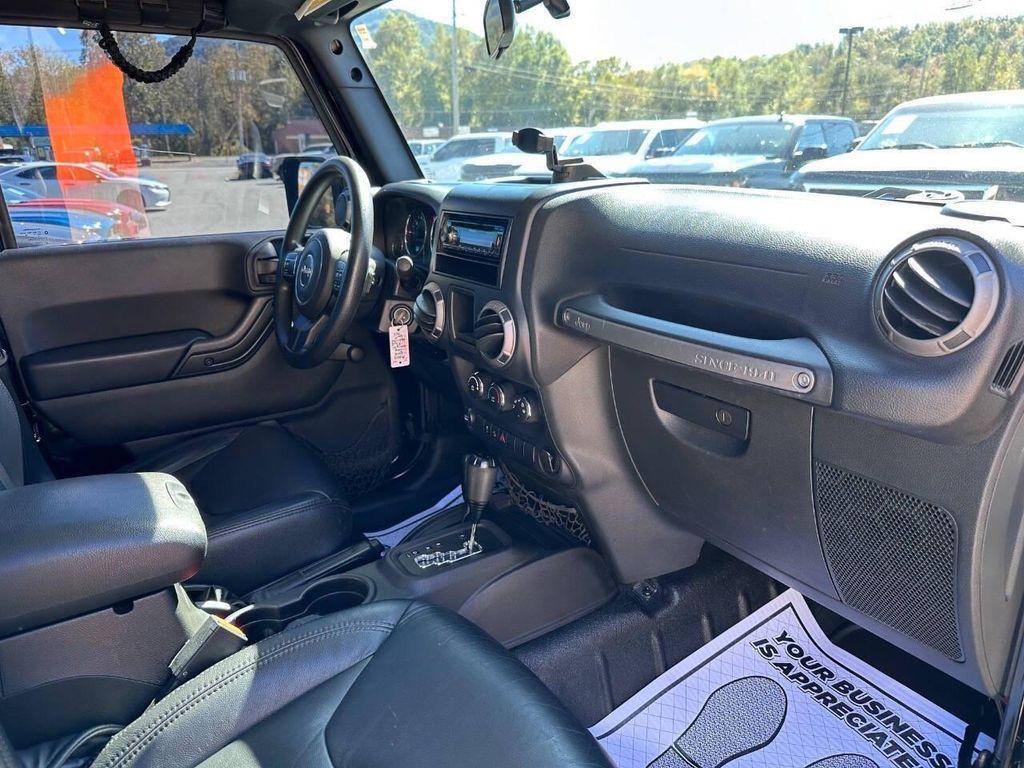 used 2015 Jeep Wrangler Unlimited car, priced at $15,900