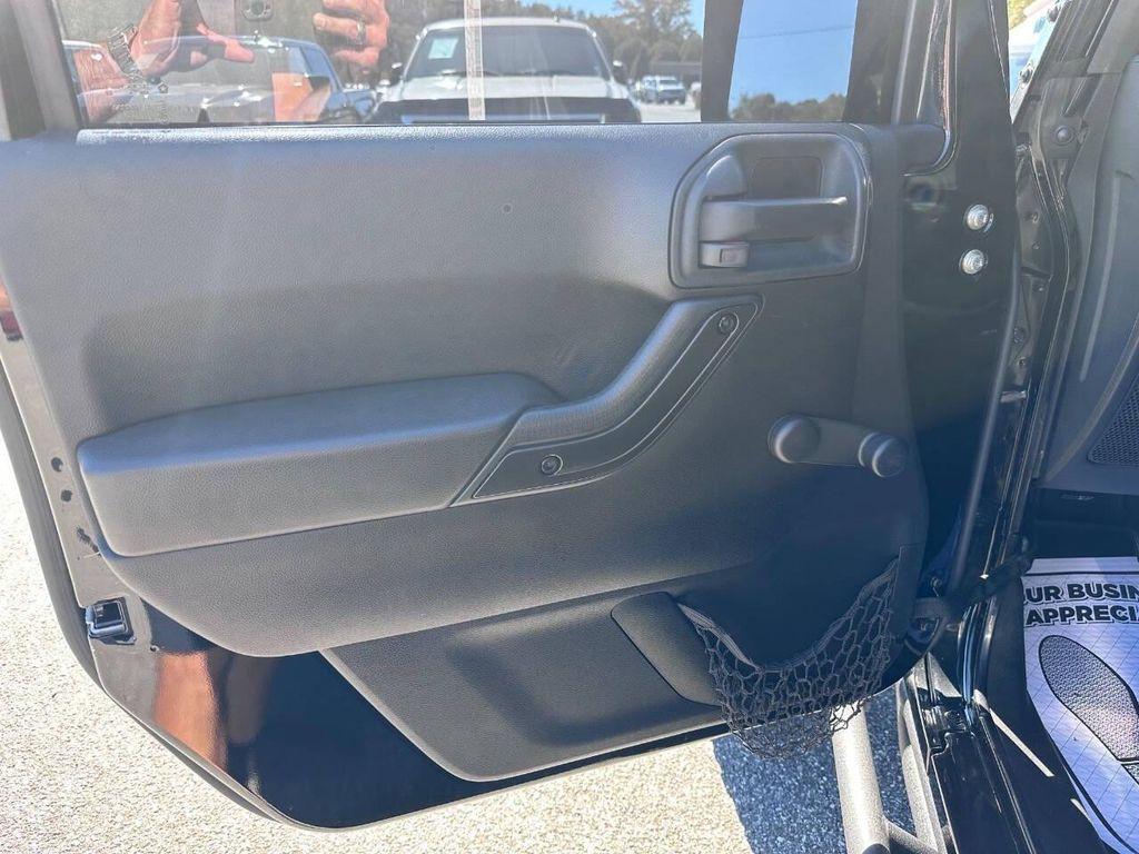 used 2015 Jeep Wrangler Unlimited car, priced at $15,900