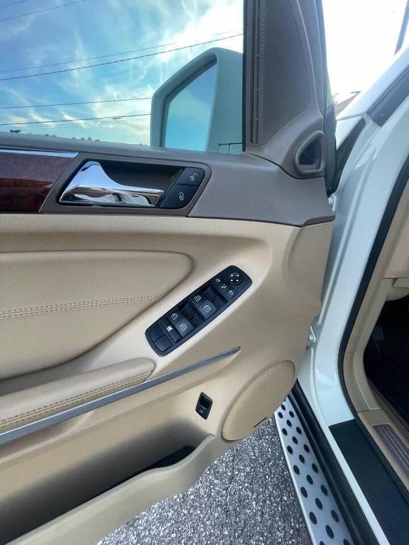 used 2011 Mercedes-Benz M-Class car, priced at $8,500