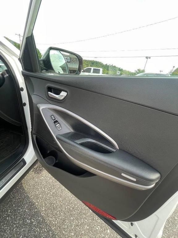 used 2014 Hyundai Santa Fe Sport car, priced at $8,900
