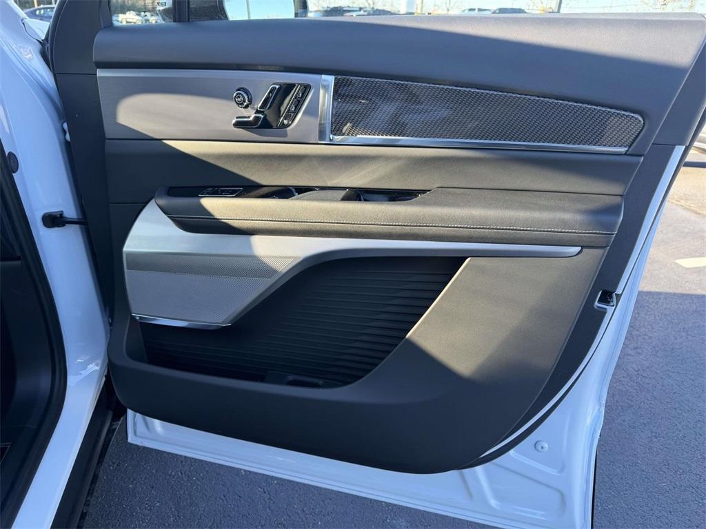 new 2026 Cadillac VISTIQ car, priced at $81,940