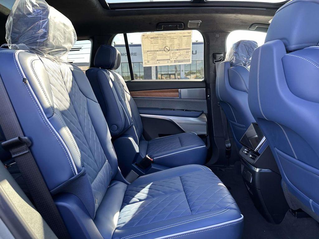 new 2026 Cadillac VISTIQ car, priced at $94,190