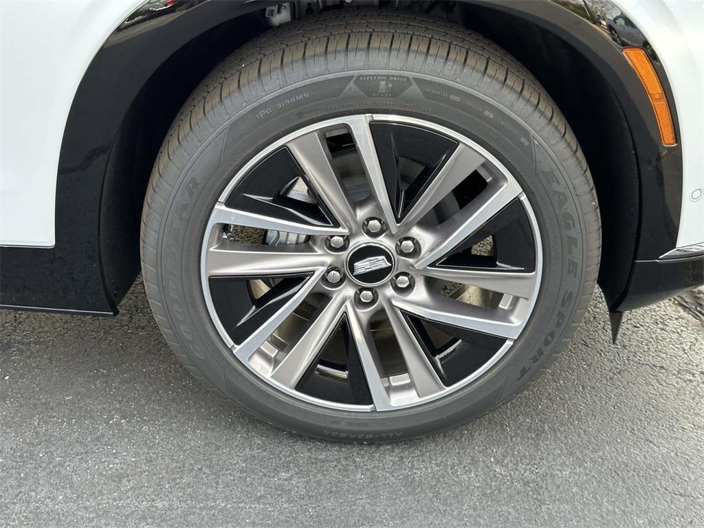 new 2026 Cadillac VISTIQ car, priced at $82,610