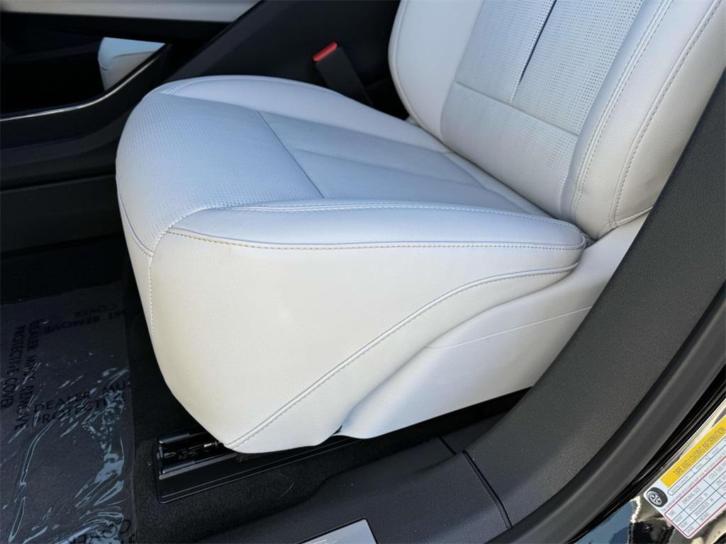 new 2025 Cadillac LYRIQ car, priced at $64,615