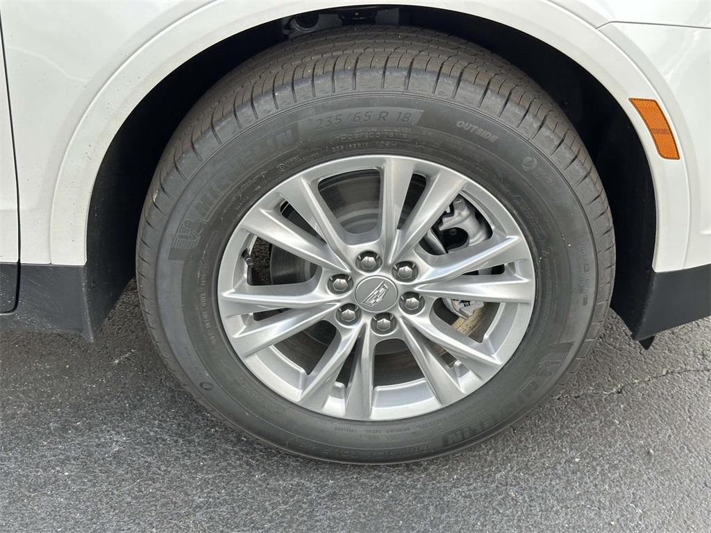 new 2026 Cadillac XT5 car, priced at $49,415