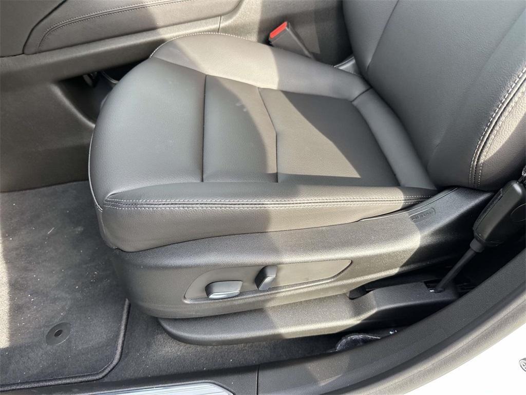 new 2026 Cadillac XT5 car, priced at $49,415