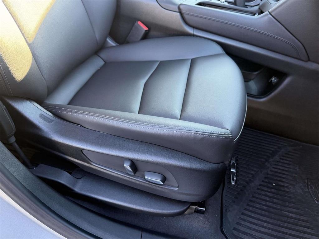 new 2026 Cadillac XT5 car, priced at $46,585