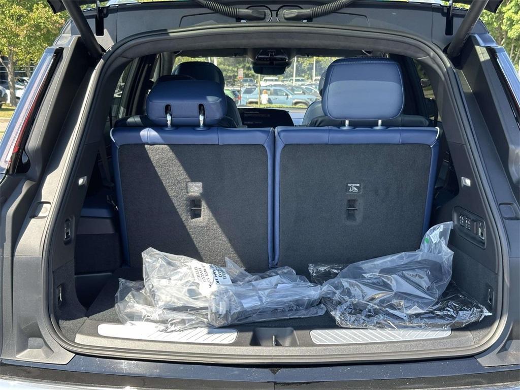 new 2026 Cadillac VISTIQ car, priced at $94,215