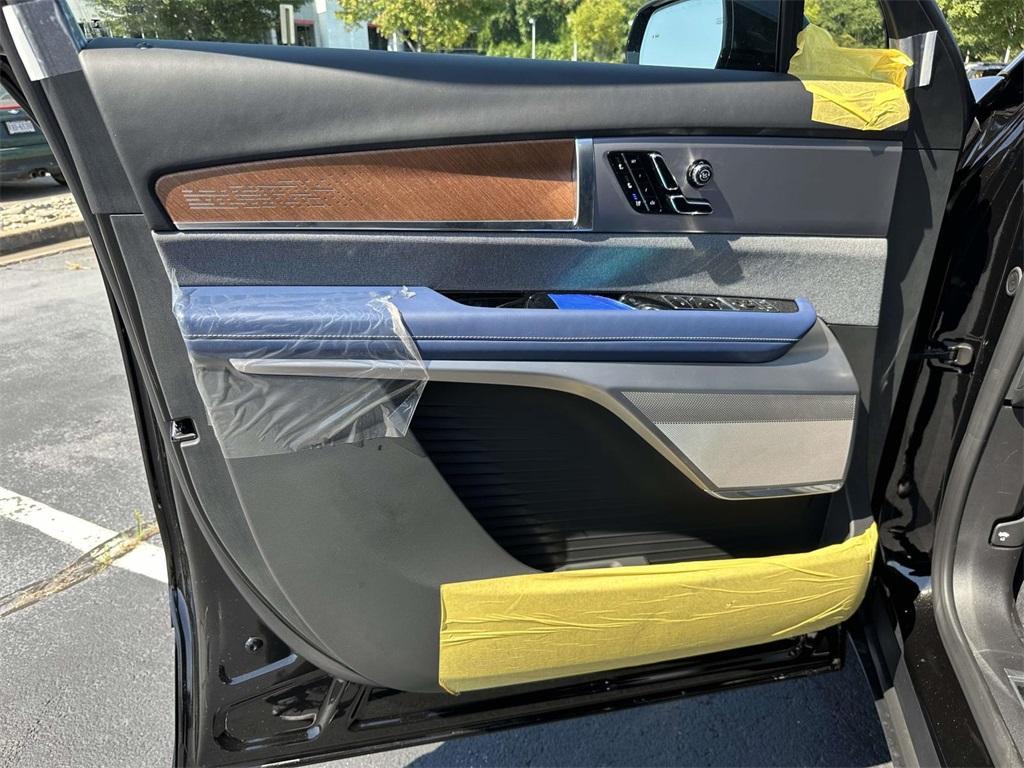 new 2026 Cadillac VISTIQ car, priced at $94,215