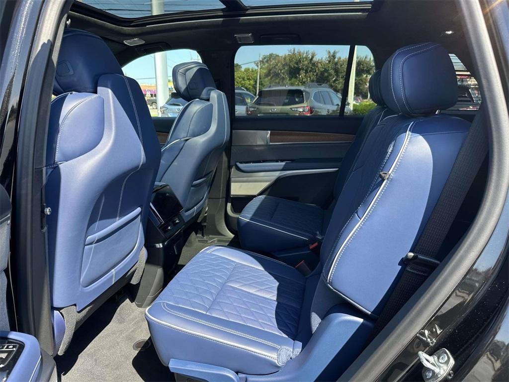 new 2026 Cadillac VISTIQ car, priced at $94,215