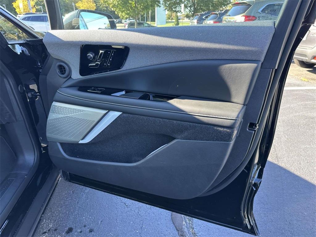 new 2025 Cadillac OPTIQ car, priced at $62,665