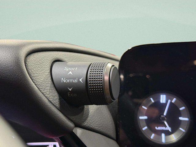 used 2024 Lexus ES 350 car, priced at $46,899