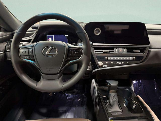 used 2025 Lexus ES 350 car, priced at $43,992