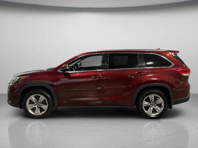 used 2018 Toyota Highlander Hybrid car, priced at $19,998