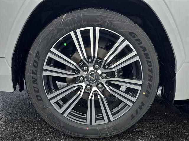 new 2026 Lexus LX 600 car, priced at $119,119