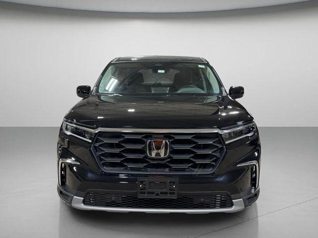 used 2023 Honda Pilot car, priced at $36,492