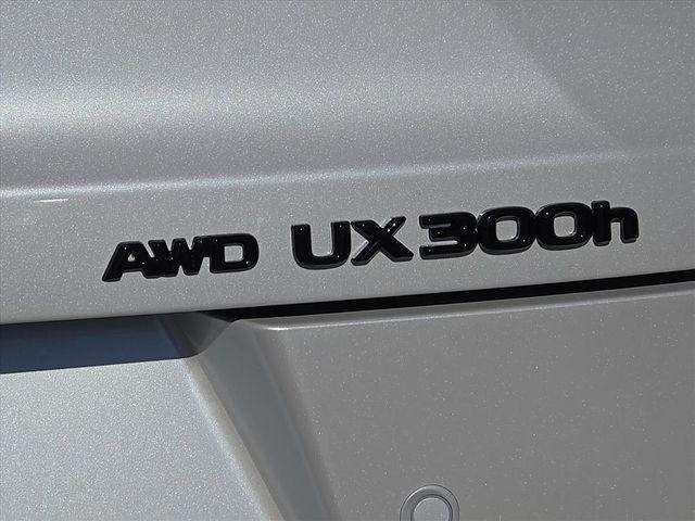 new 2025 Lexus UX 300h car, priced at $46,154