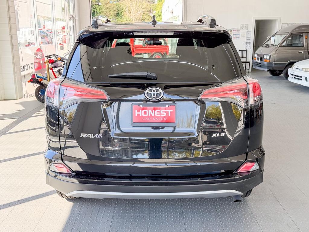used 2018 Toyota RAV4 car, priced at $13,950