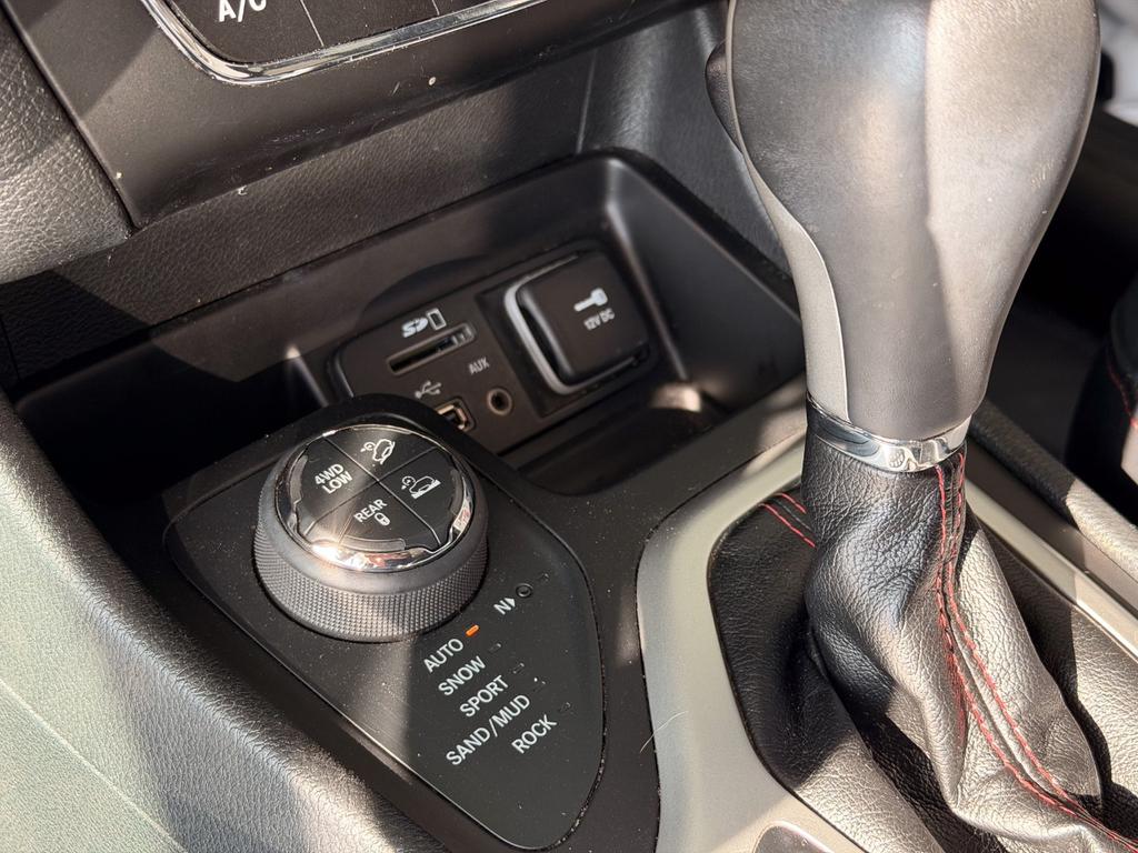 used 2016 Jeep Cherokee car, priced at $8,950