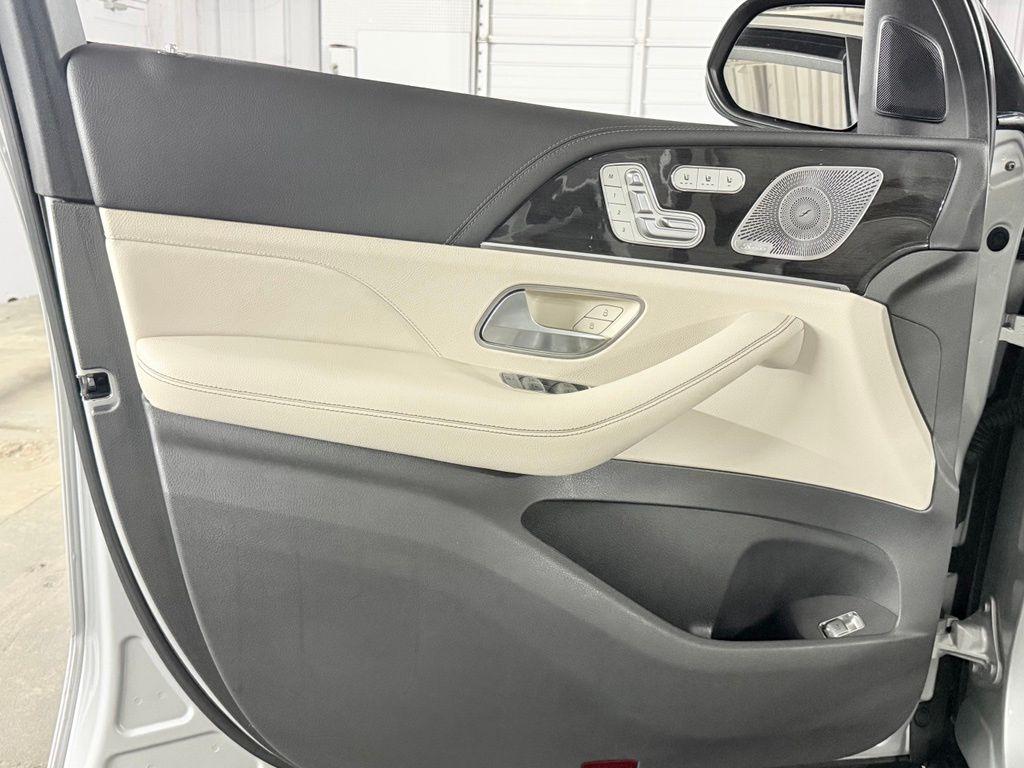 used 2020 Mercedes-Benz GLS 580 car, priced at $59,990