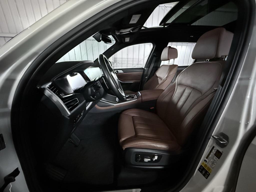 used 2021 BMW X7 car, priced at $41,000