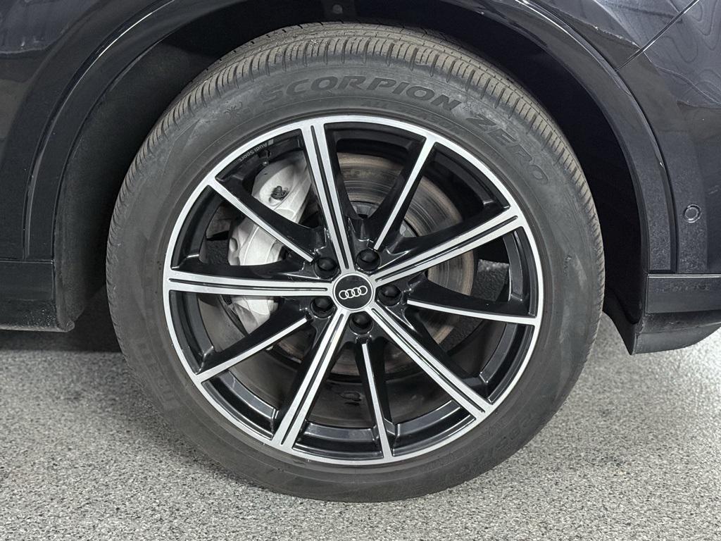 used 2022 Audi Q7 car, priced at $43,000
