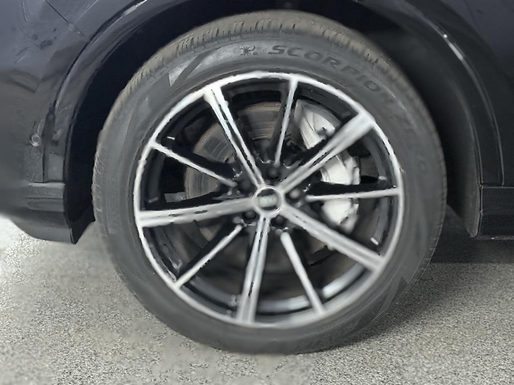 used 2022 Audi Q7 car, priced at $43,000