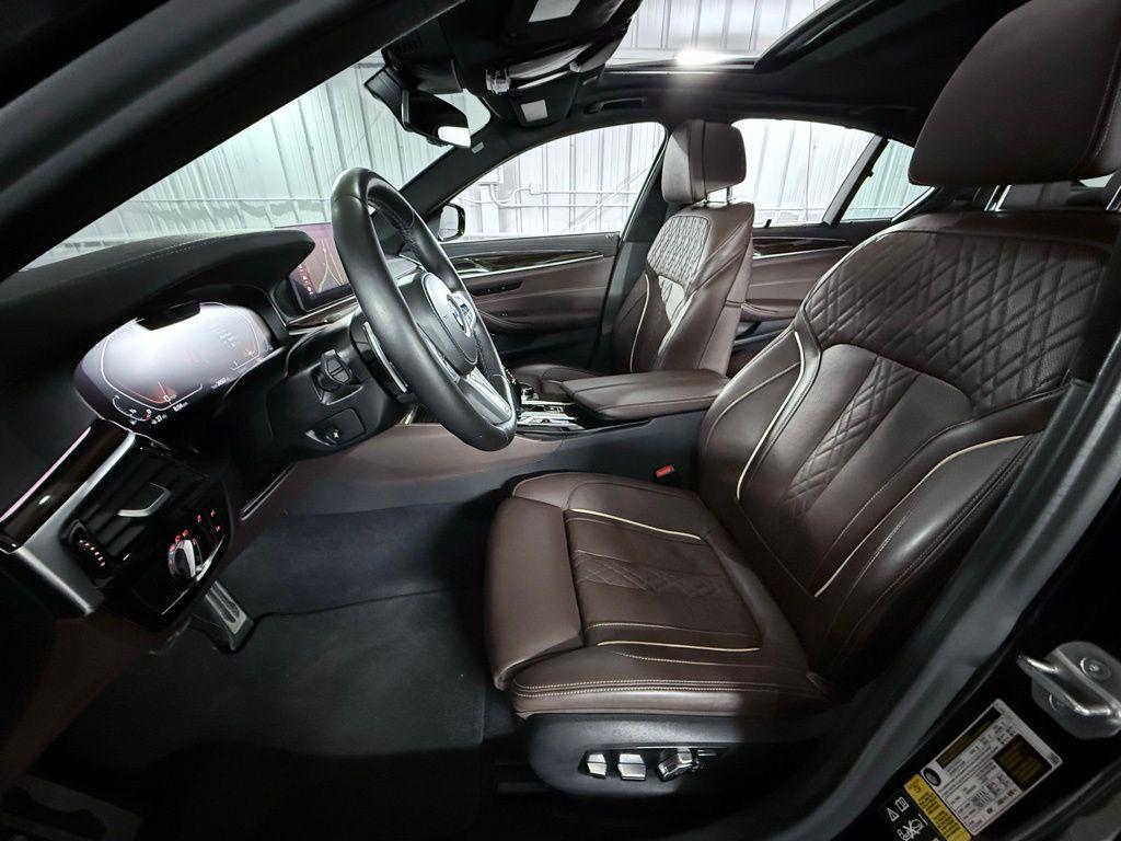 used 2022 BMW M550 car, priced at $54,000