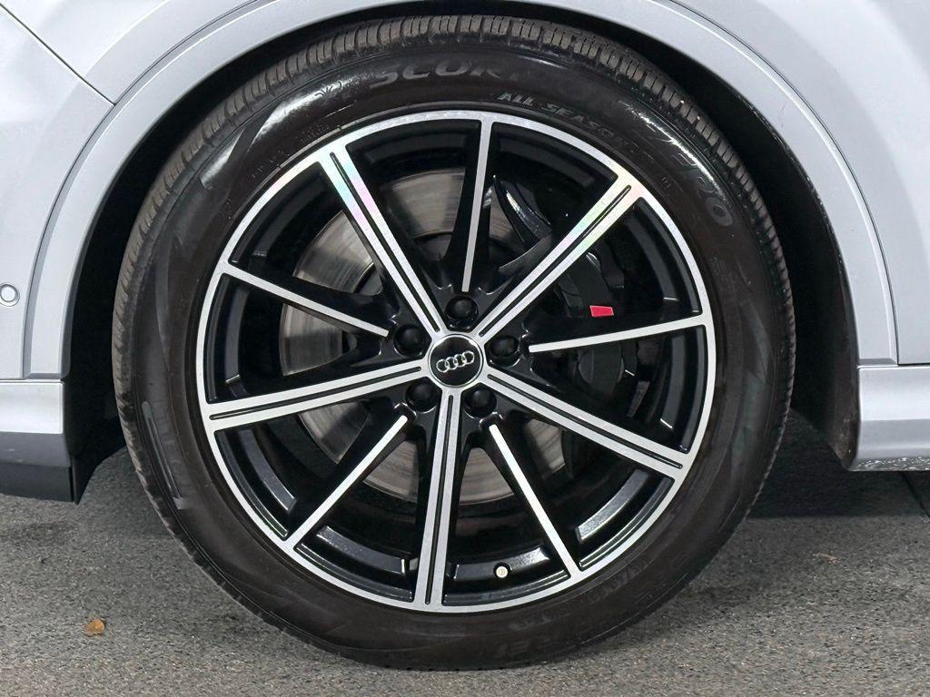 used 2021 Audi SQ7 car, priced at $46,500