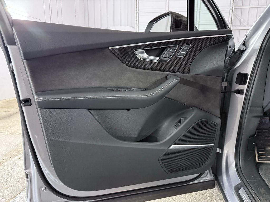 used 2021 Audi SQ7 car, priced at $46,500
