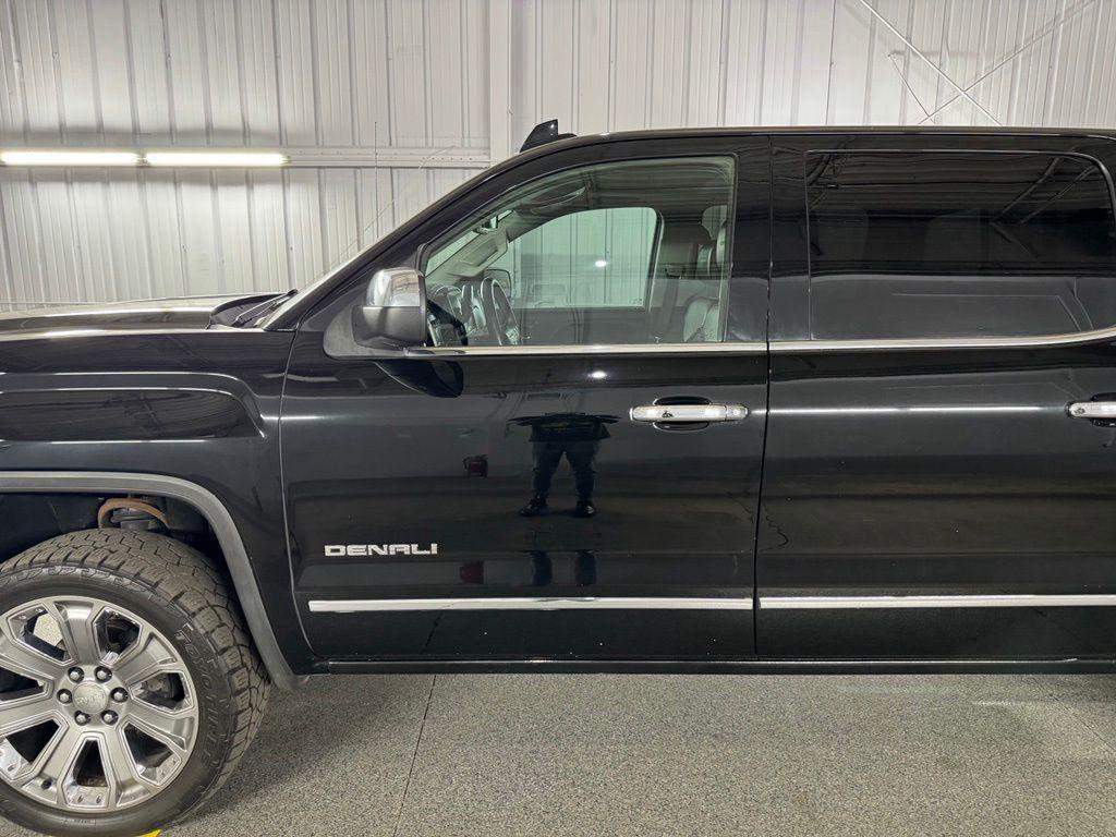 used 2017 GMC Sierra 1500 car, priced at $27,500