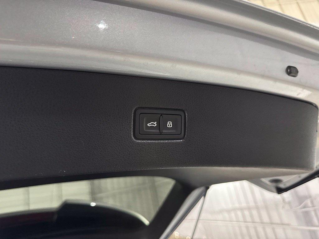 Audi SQ7 view 52