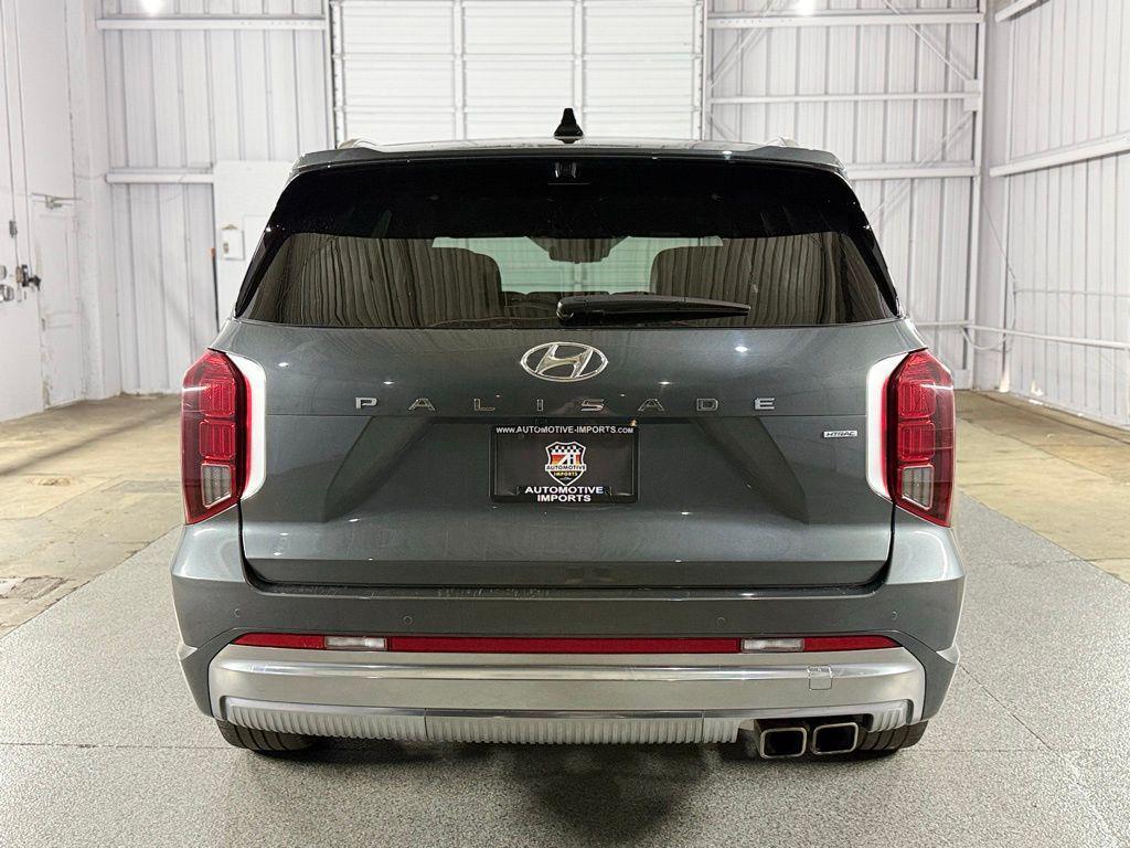 used 2024 Hyundai Palisade car, priced at $39,500