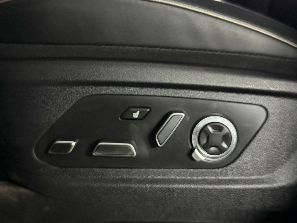 used 2024 Hyundai Palisade car, priced at $39,500
