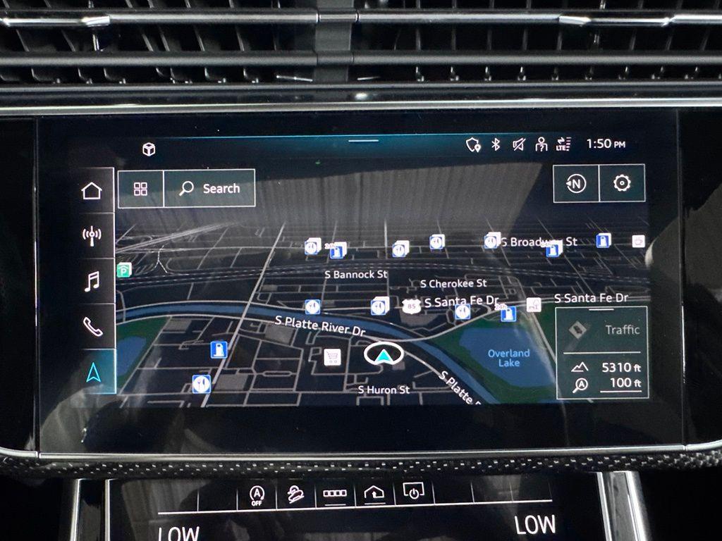 Audi SQ7 view 33