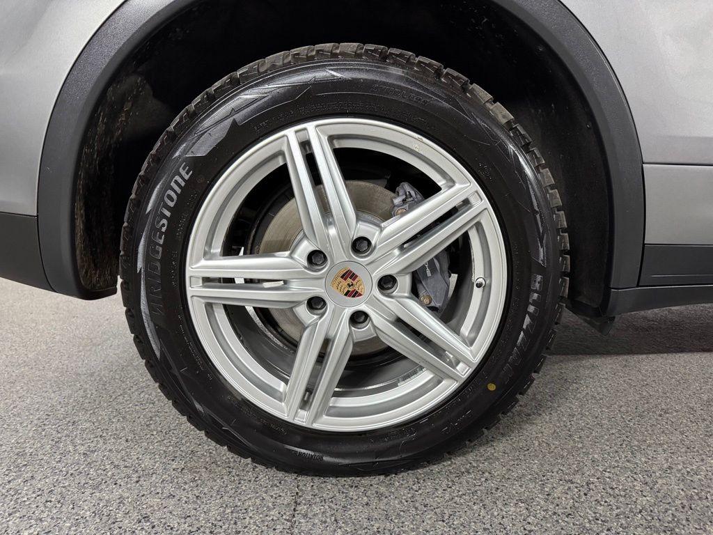 used 2014 Porsche Cayenne car, priced at $22,000