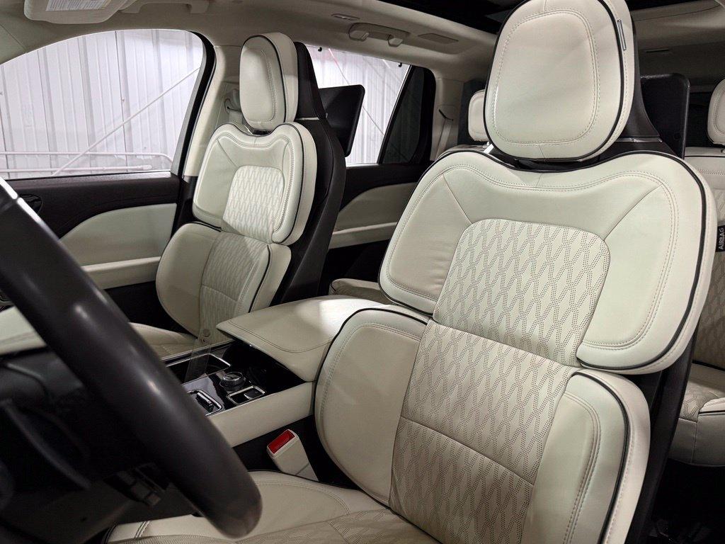 used 2023 Lincoln Aviator car, priced at $49,990