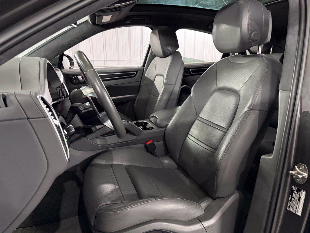 used 2022 Porsche Cayenne car, priced at $77,990