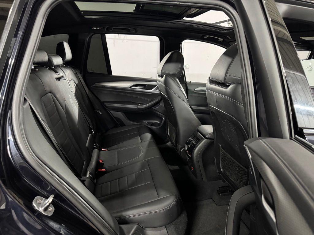 BMW X3 view 39