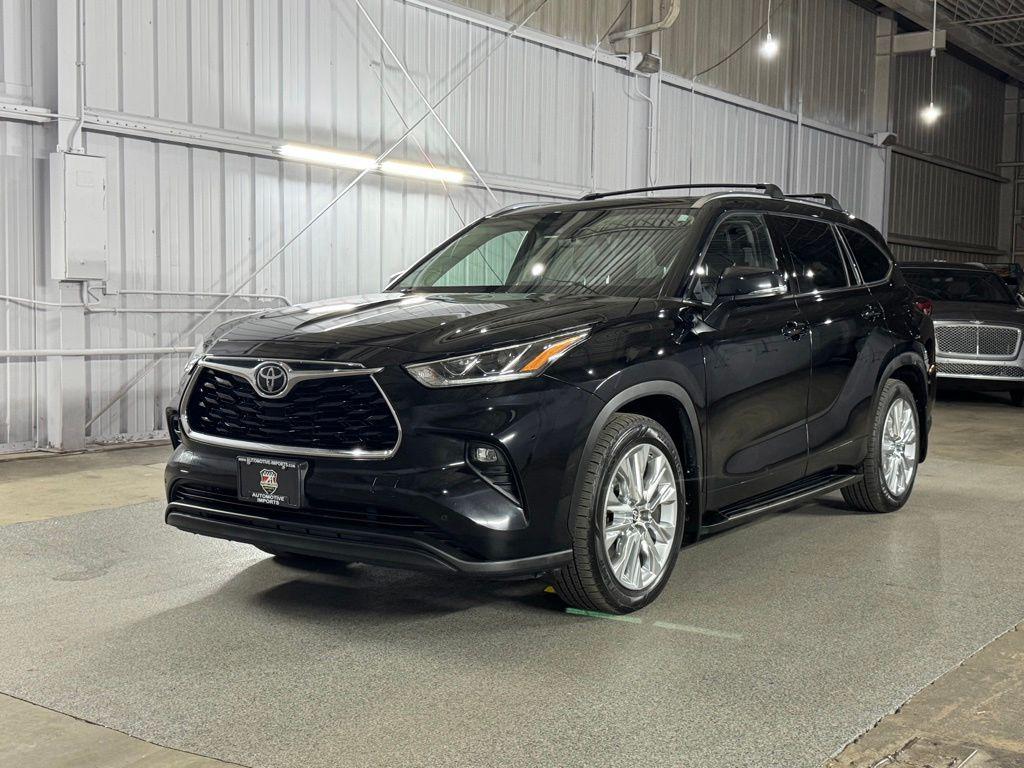 used 2020 Toyota Highlander car, priced at $35,000