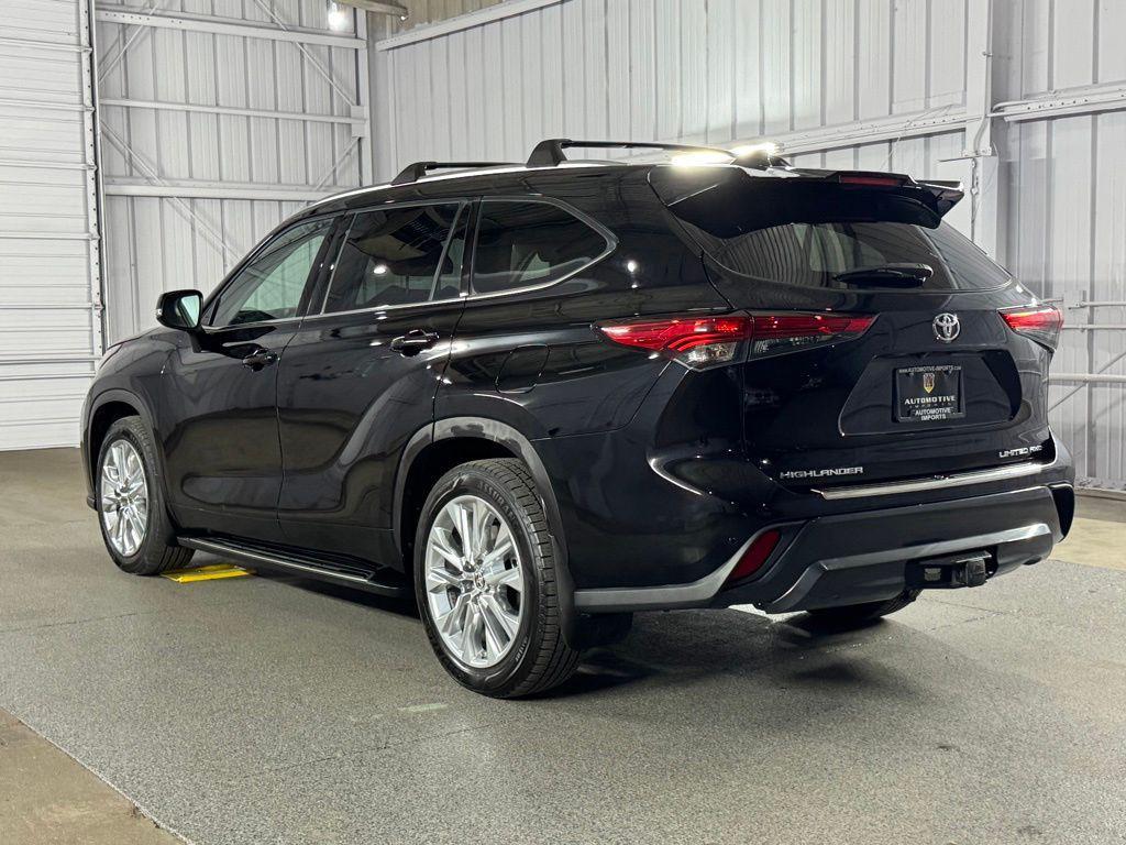used 2020 Toyota Highlander car, priced at $35,000