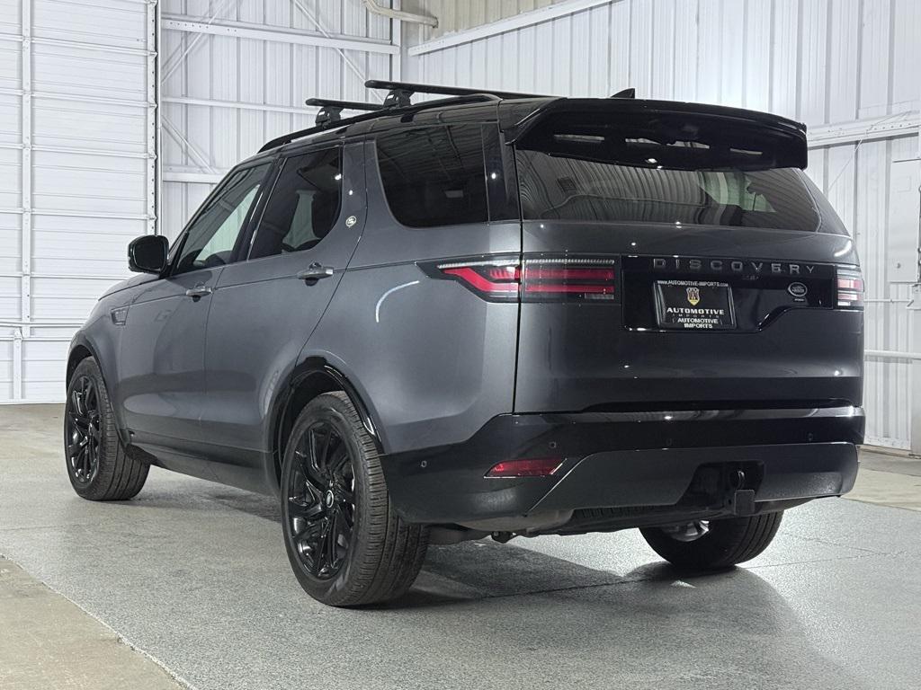 used 2022 Land Rover Discovery car, priced at $39,900
