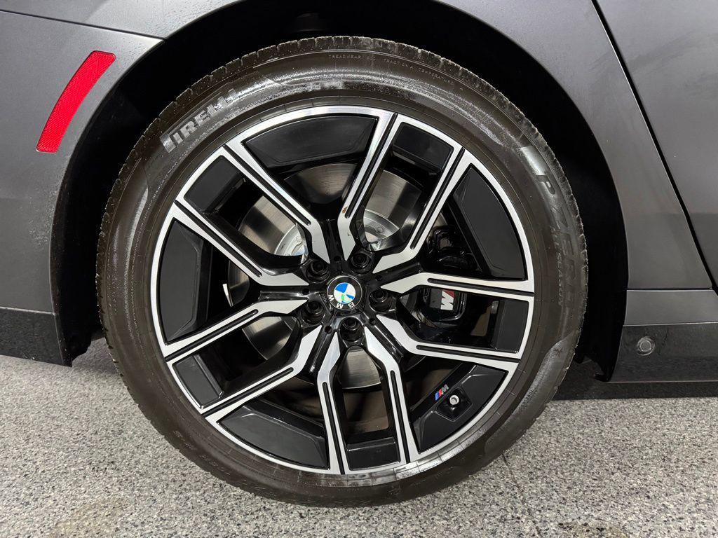 used 2023 BMW 760 car, priced at $76,000