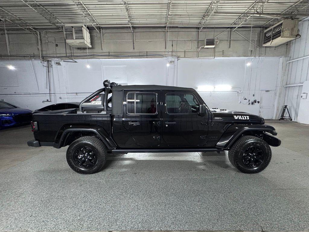 used 2022 Jeep Gladiator car, priced at $29,000