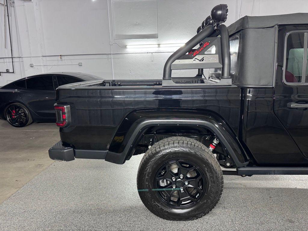 used 2022 Jeep Gladiator car, priced at $29,000