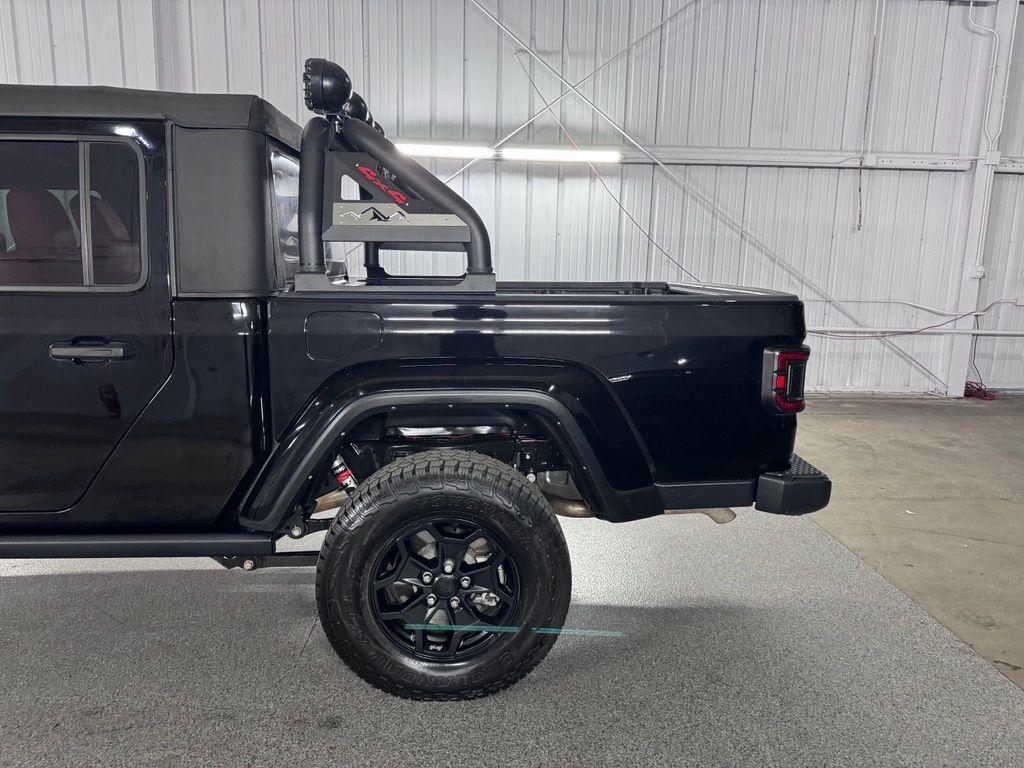 used 2022 Jeep Gladiator car, priced at $29,000