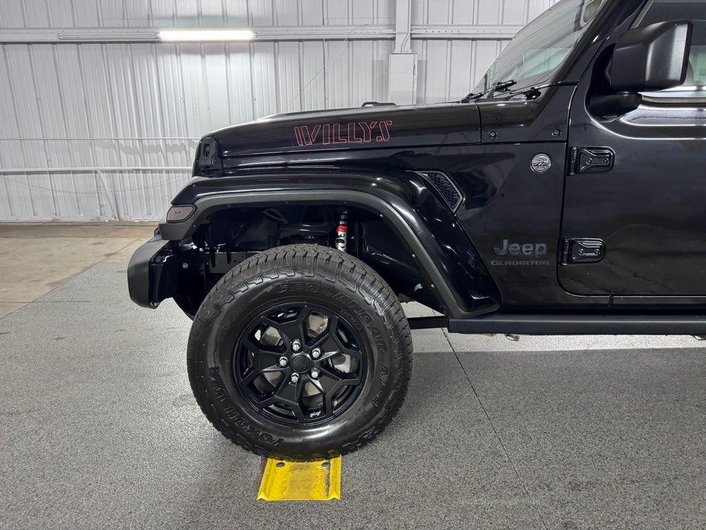 used 2022 Jeep Gladiator car, priced at $29,000