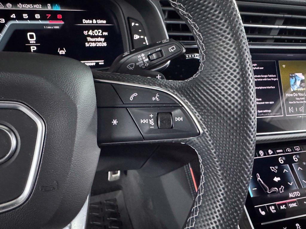Audi SQ8 view 21
