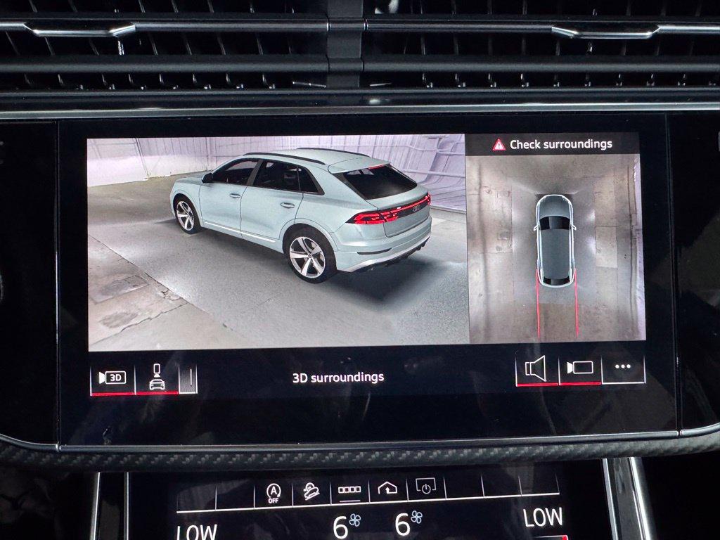 Audi SQ8 view 26
